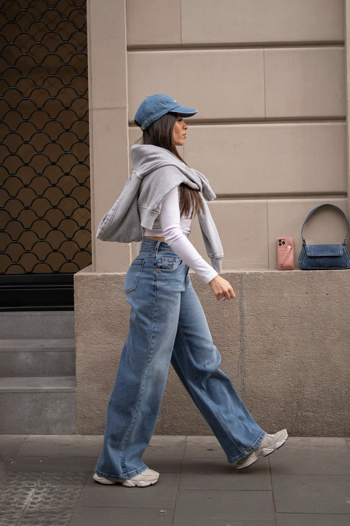 BAGGY HIGH RISE - LIGHT BLUE - Image 3