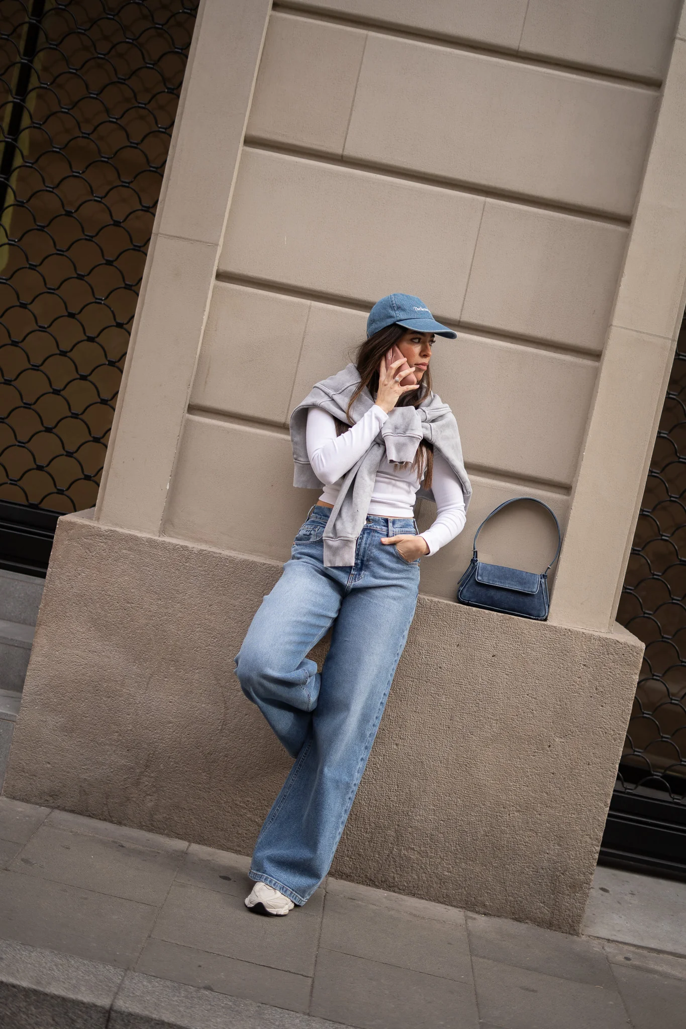 BAGGY HIGH RISE - LIGHT BLUE - Image 6