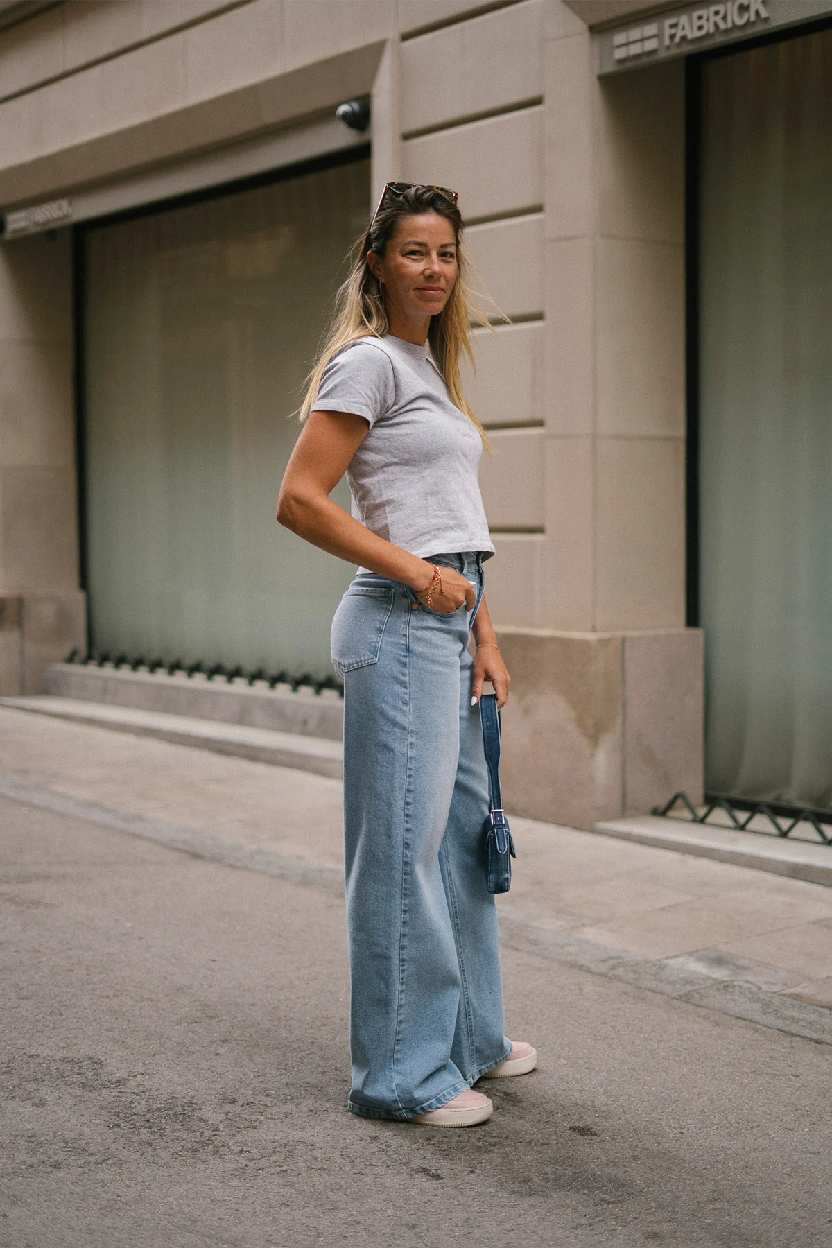 BAGGY TALL HIGH RISE - LIGHT BLUE - Image 7