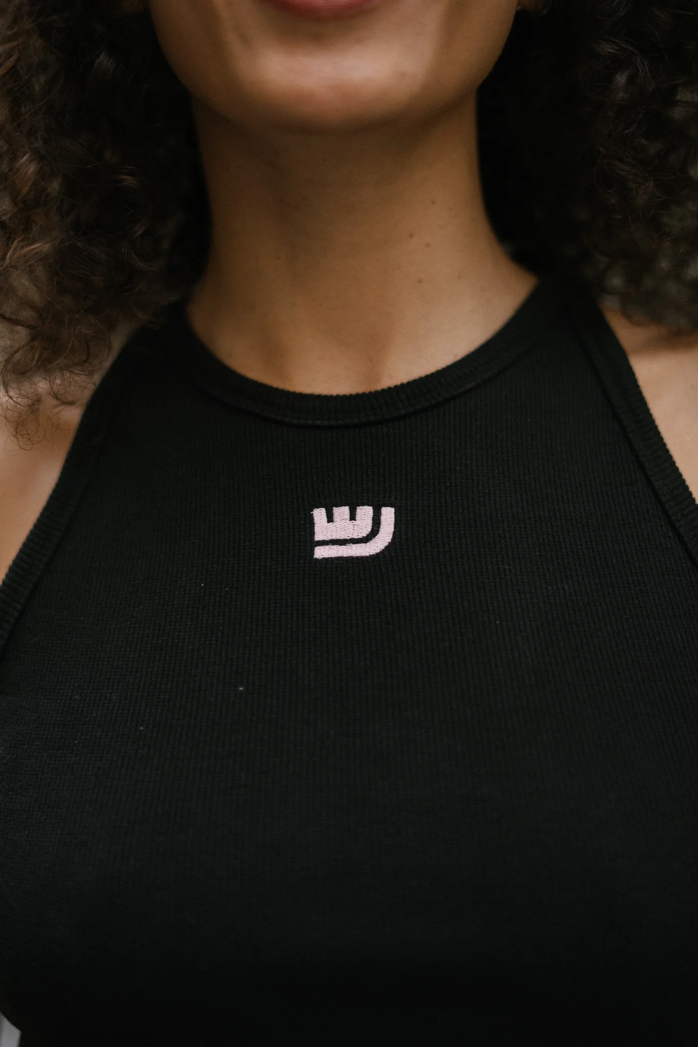 HALTER TANK TOP - BLACK - Image 5